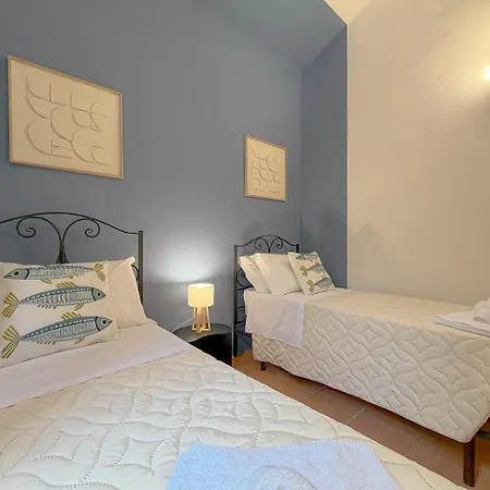 Апартаменти Sea View Over Portisco Bay - Spacious 3br - Clima By Host Hero *